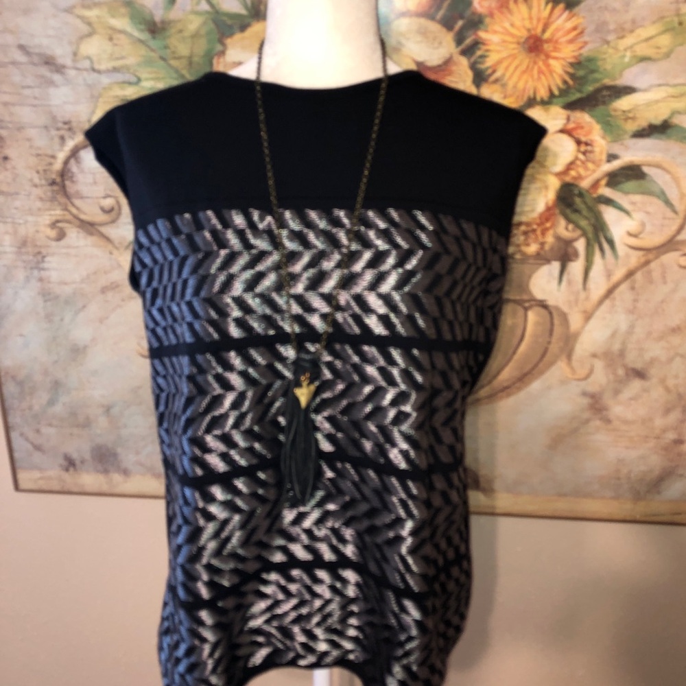 Sz XL Escada Shiloah Black and Silver Sleeveless Knit Top - Picture 3 of 16